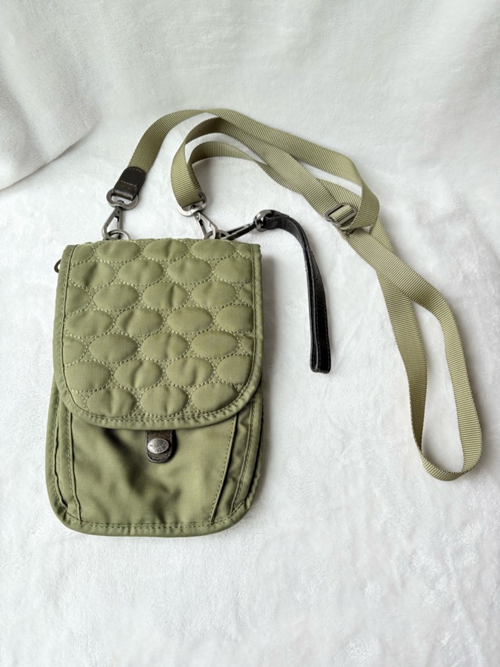 Mosey Olive Green 6x9 Ecofriendly Crossbody Bag Pink Inside